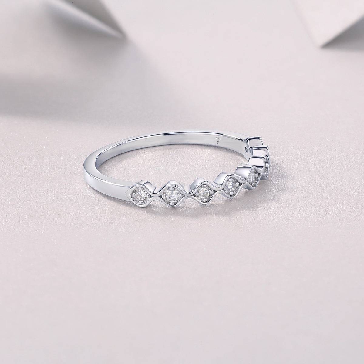 Sparkling - A Wedding Ring Moissanite Diamond.