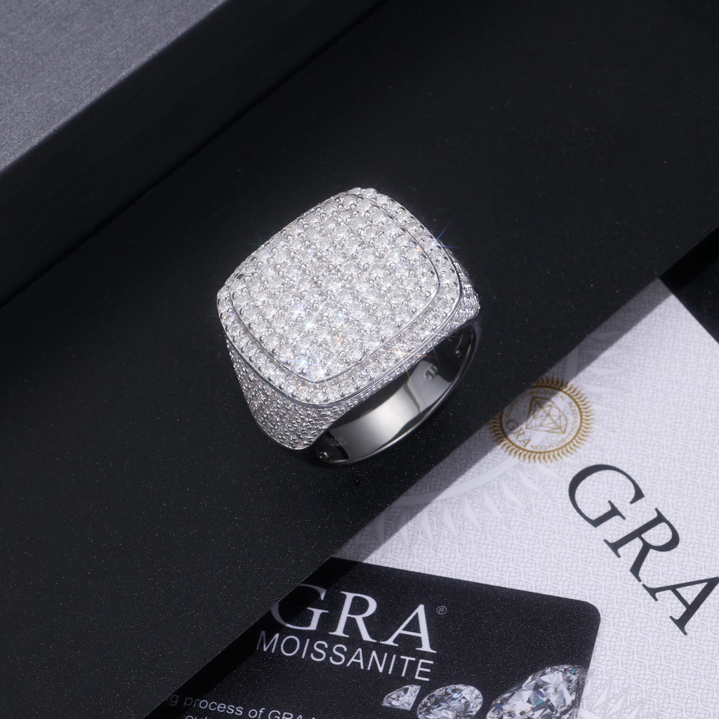 Royal Square Diamond Men's Top-quality Moissanite Ring.