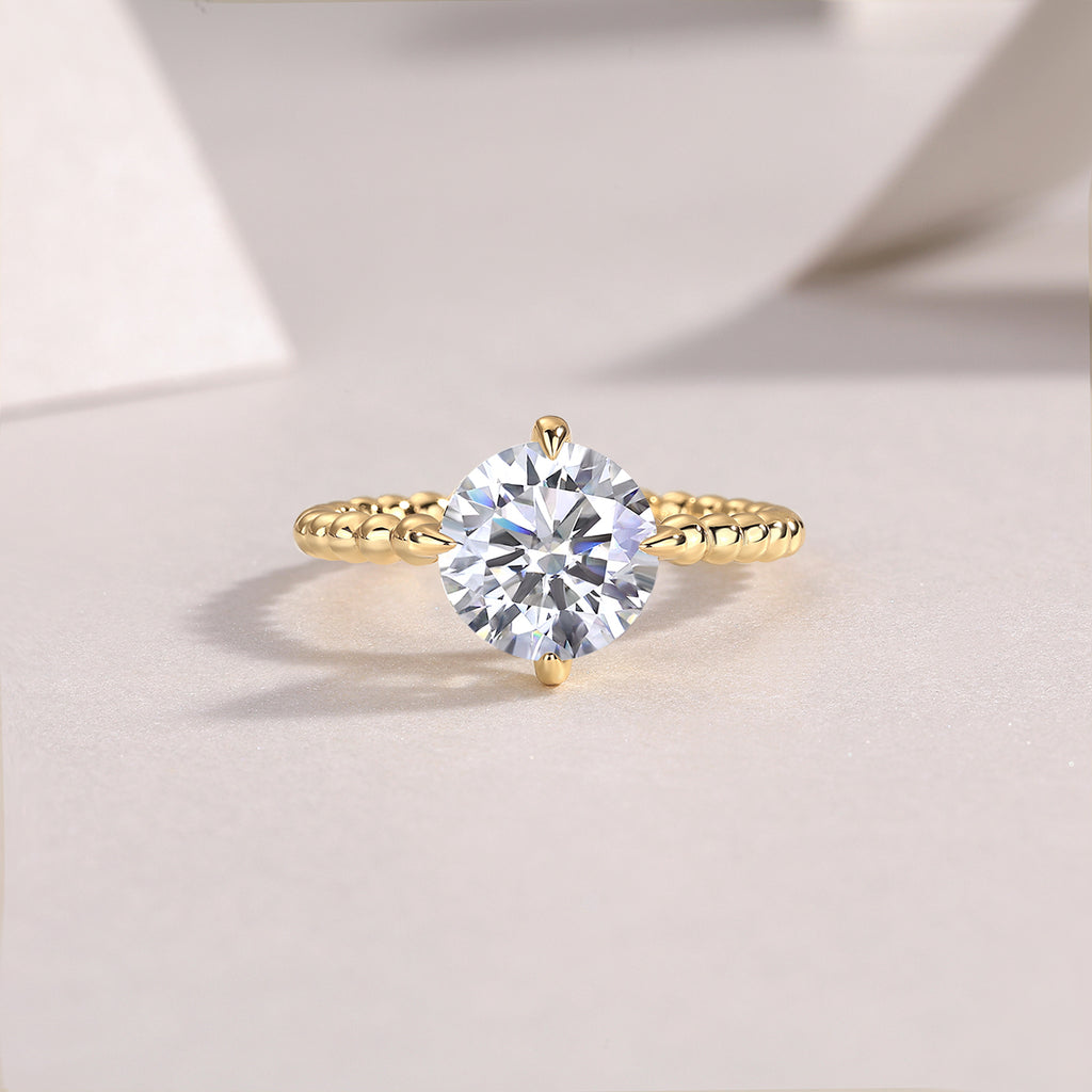 A Wedding Ring Set With 3-carat Moissanite S925 Silver And Gold-plated .